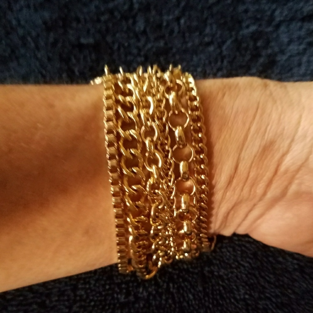 Bracelet